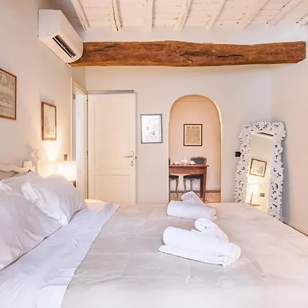 Il Battistero Residenza D'epoca 4*