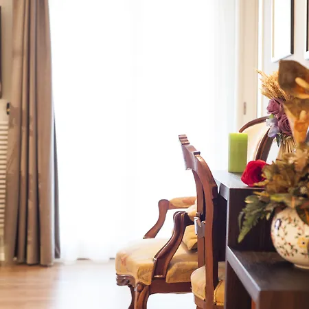 Il Battistero Residenza D'epoca Bed & Breakfast Siena