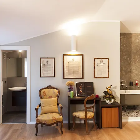 Nocleg ze śniadaniem Il Battistero Residenza D'epoca 4*