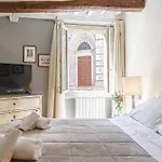 Il Battistero Residenza D'epoca سيينا