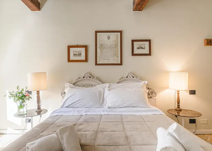 Bed & Breakfast Il Battistero Residenza D'epoca 4*
